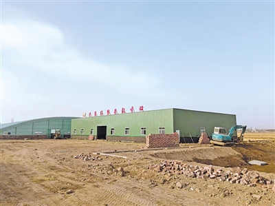 <p>　　立岗镇项目建设快马加鞭。</p>