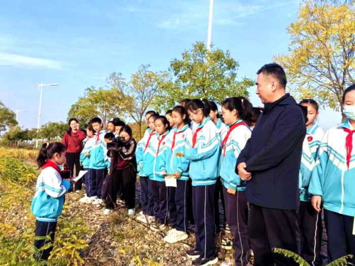 青图片2.jpg